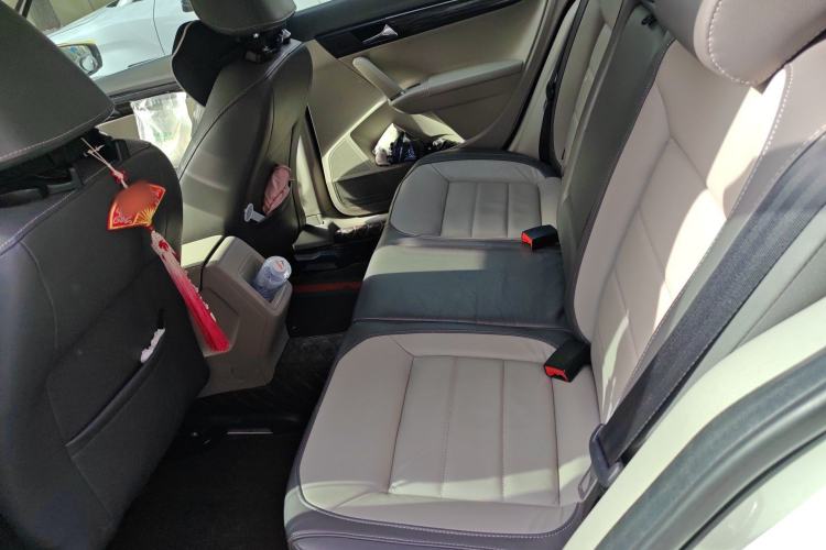 Used Volkswagen Gran Lavida 2013 1.6L Automatic Comfort Model