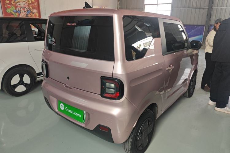 Used Geely Galaxy Panda 2023 Panda Mini 200km Endurance Bear
