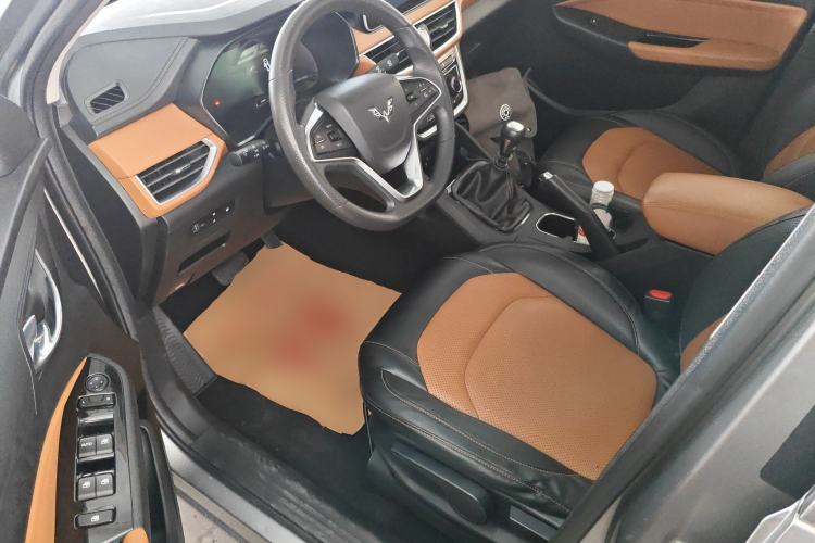 Used Wuling Hongguang S3 2018 1.5L Manual Luxury Model China V Standard