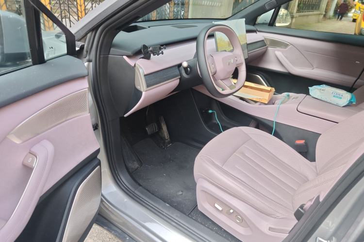 Used ONVO L60 2024 60 kWh Rear-Drive Version