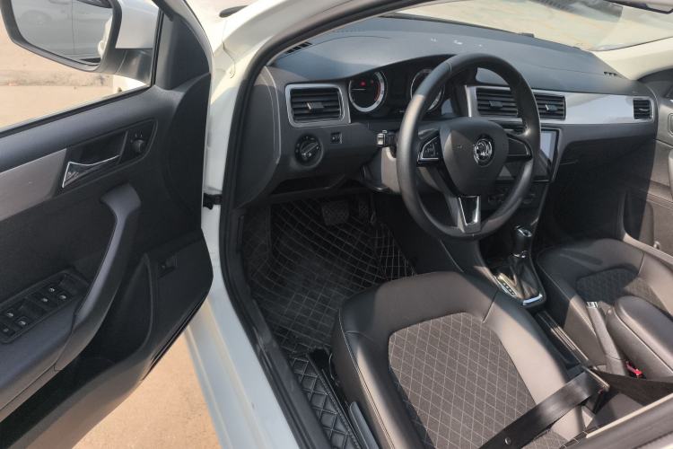 Used Skoda Rapid 2019 1.5L Automatic Comfort Edition China VI Standard