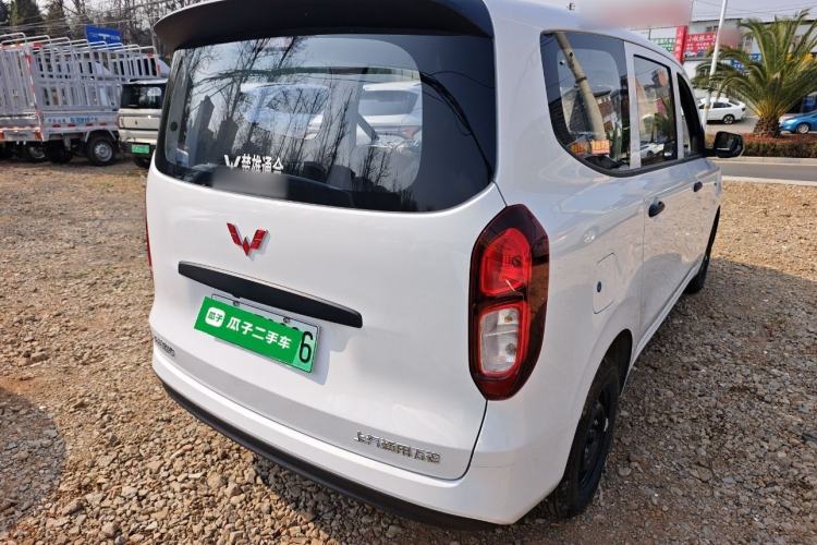 Used Wuling Hongguang New Energy 2025 Extended-Range Hybrid 50 km Standard Version Rear Right 45 Deg
