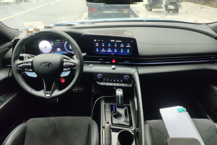 Used Hyundai Elantra N 2023 2.0T Sport Package Edition Center Console