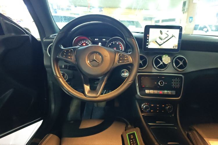 Used Mercedes-Benz CLA 2017 Facelifted CLA 200 Stylish Edition Steering Wheel