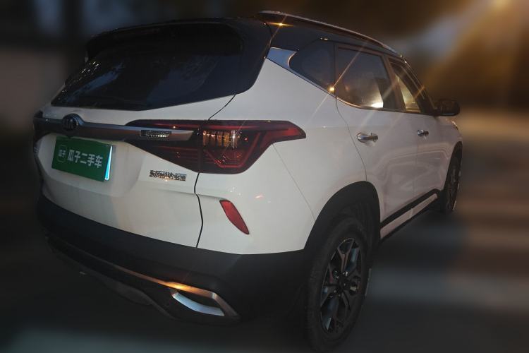 Used Kia KX3 2020 1.5L CVT Trend Edition Rear Right 45 Deg