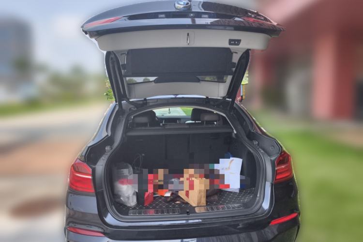 Used BMW X4 2016 xDrive20i M Sport Edition Trunk