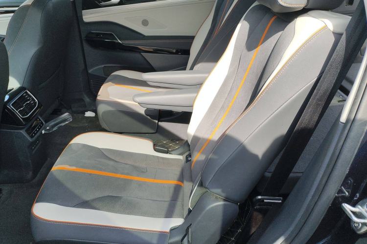 Used Volkswagen ID.6 CROZZ 2022 Long-Range PRO Edition
