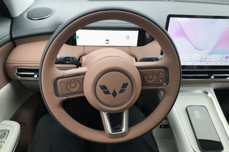 Used Wuling Bingo S 2025 Model 430km Deluxe Edition