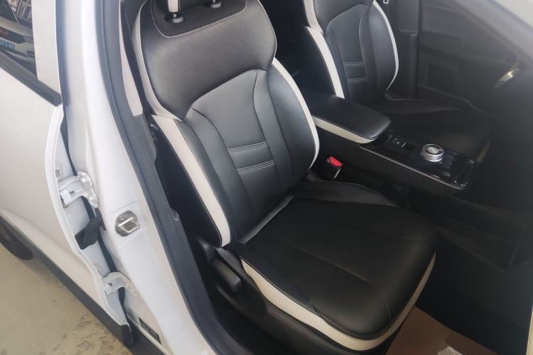 Used Geometry E Firefly 2023 320KM Cute & Handsome Tiger 5 Seats
