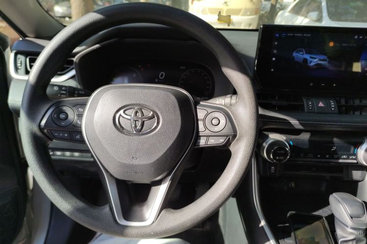 Used Toyota RAV4 2023 Dual-Motor 2.5L E-CVT Two-Wheel Drive Elite Edition
