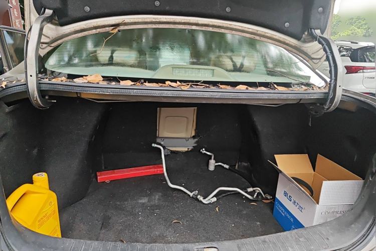 Used Nissan Sylphy 2009 1.6XE Automatic Comfort Edition Trunk