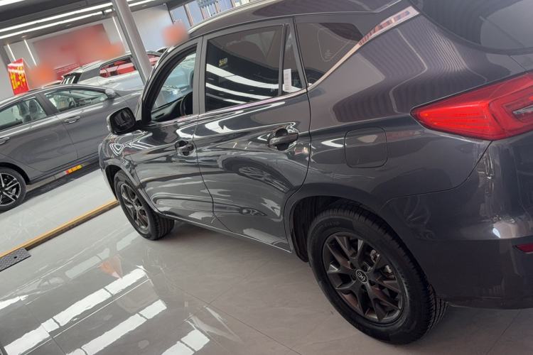 Used BYD Song 2020 Classic Edition 1.5T Automatic Elite Model Exterior 6