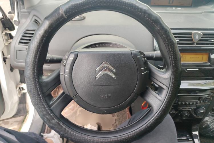 Used Citroen C-Quatre 2016 Classic Sedan 1.6L Manual - Premium Version Steering Wheel