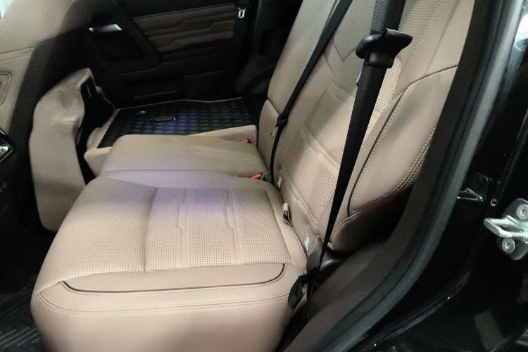 Used BAIC Off-Road BJ60 2022 2.0T Version 11 Five Seats
