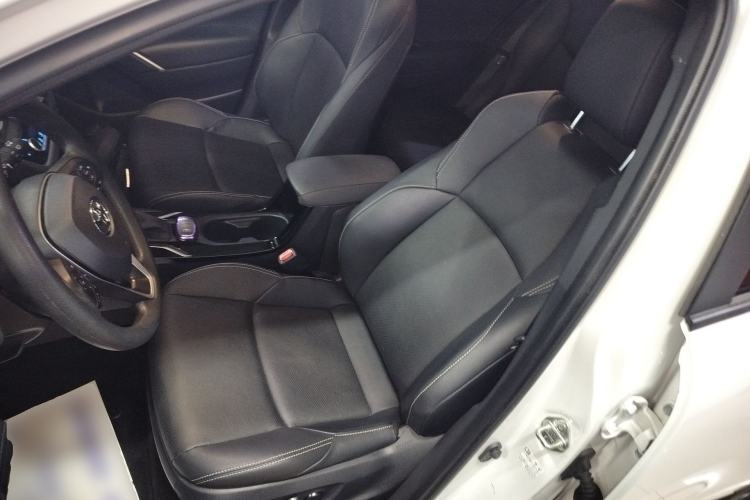 Used Toyota FRONTLANDER 2022 2.0L CVT Luxury Edition Left Front Seat