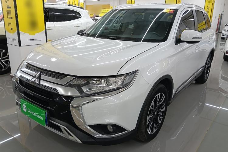 Used Mitsubishi Outlander 2019 2.0L Two-Wheel Drive Comfort Edition 5 Seats China VI Standard