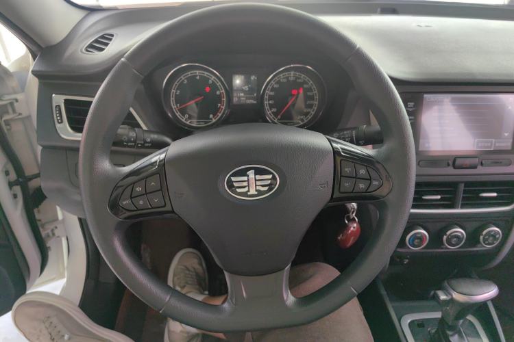 Used Bestune B30 2016 1.6L Automatic Luxury Model Steering Wheel