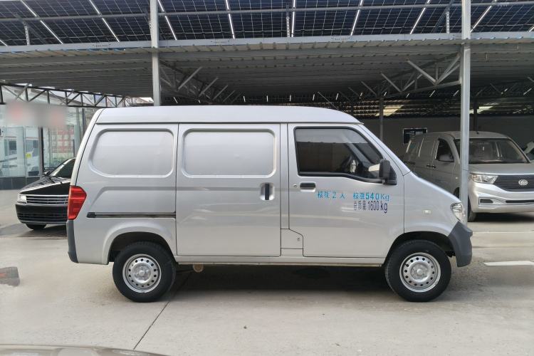 Used Wuling Zhiguang 2020 1.2L Van Utility Model China VI Emission Standard 2 Seats LSI
