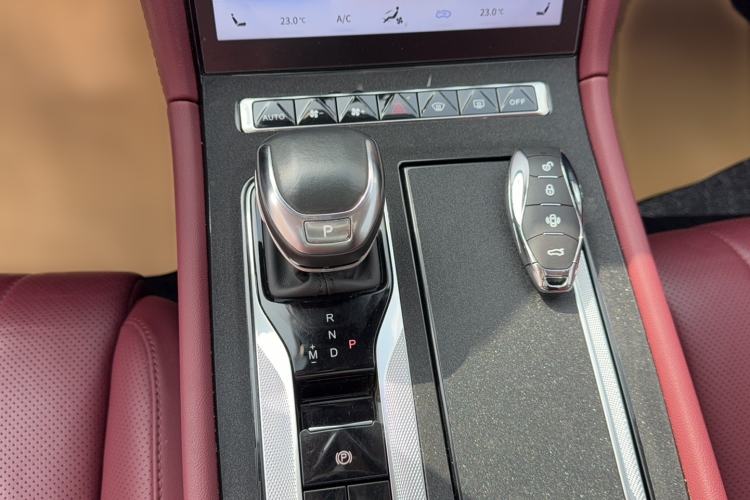 Used Hongqi H5 2023 2.0T Automatic Smart Connect Flagship Edition