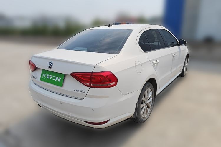 Used Volkswagen Lavida 2015 1.6L Manual Comfort Edition Rear Right 45 Deg