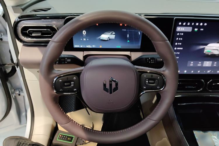 Used Leapmotor C11 2024 Range-Extended 300 Luxury Edition Steering Wheel