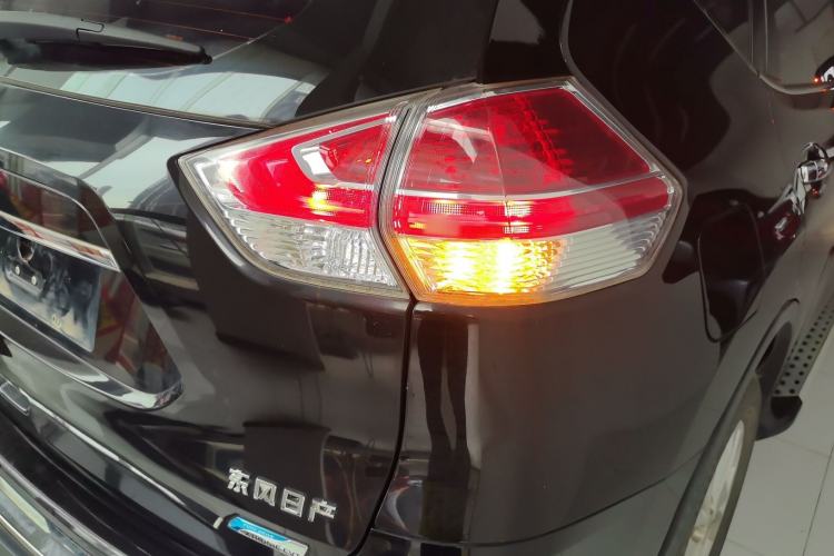 Used Nissan X-Trail 2014 2.0L CVT Comfort Edition 2WD
