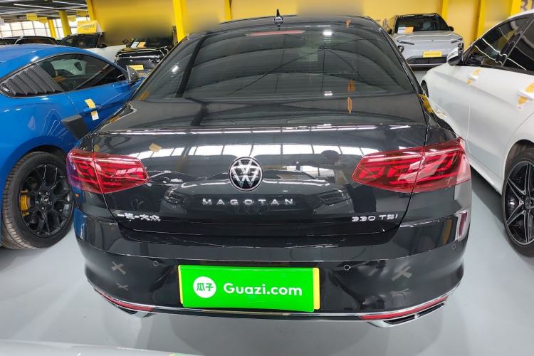Used Volkswagen Magotan 2024 2 Million Units Zhongxiang Version 330TSI DSG Luxury Edition Rear