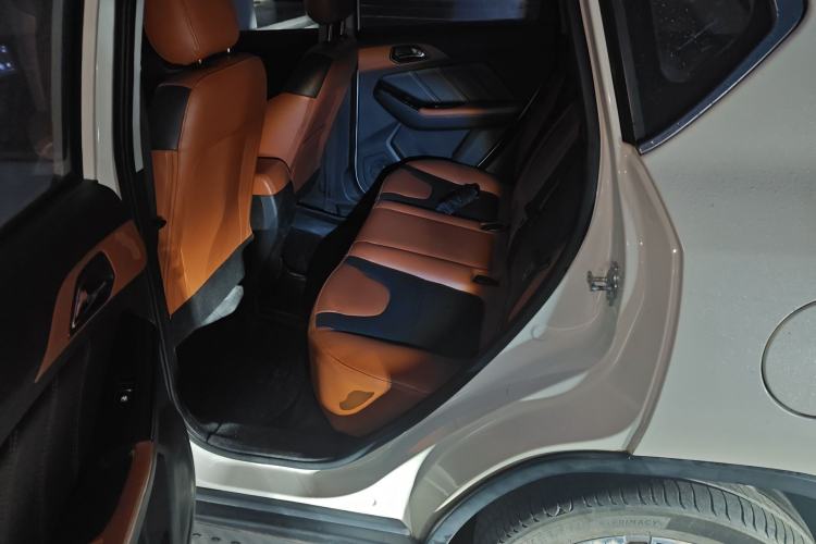 Used BAIC Senova X35 2016 1.5L Automatic Luxury Edition Left Rear Seat