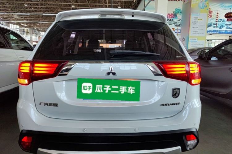 Used Mitsubishi Outlander 2016 2.4L 4x4 Elite Edition 5 Seats
