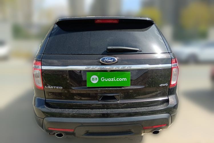 Used Ford Explorer 2013 3.5L Deluxe Model
