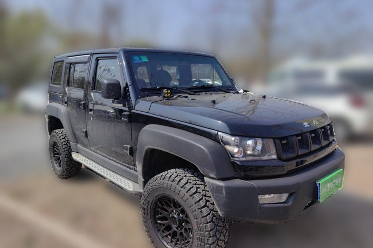 Used BAIC Off-Road BJ40 2016 40L 2.3T Automatic All-Wheel Drive Premium Edition Front Right 45 Deg