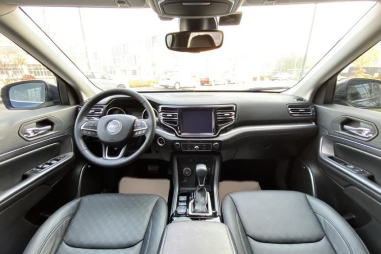 Used Jeep Commander 2018 2.0T Four-Wheel Drive Smart Enjoyment Version China V Emission Standard