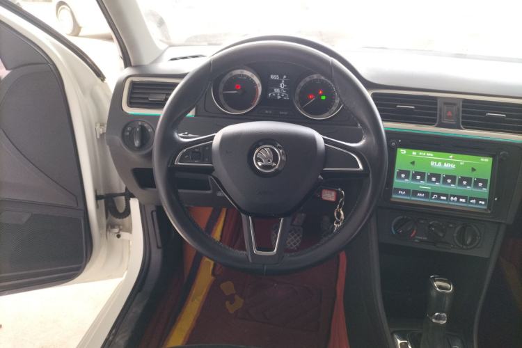 Used Skoda Rapid Spaceback 2018 1.6L Automatic Comfort Edition