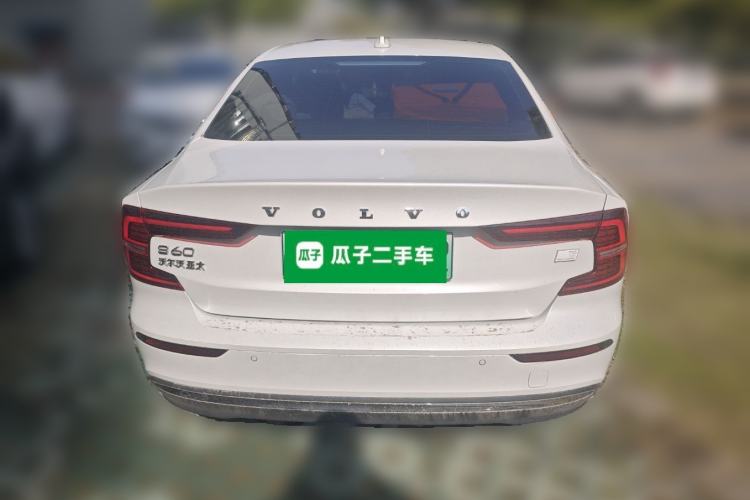 Used Volvo S60 New Energy 2024 T8 All-Wheel Drive Long-Range Zhiyi Luxury Edition
