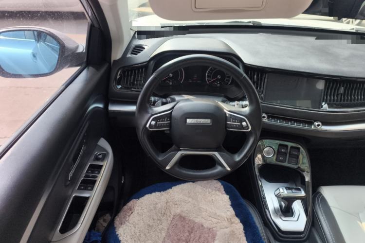 Used Haval H2s 2017 Red-Label 1.5T Dual-Clutch Luxury Model
