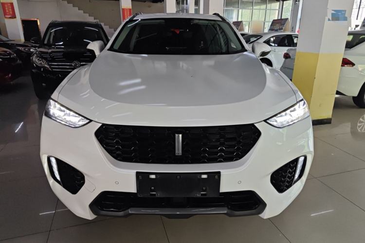 Used Wey VV7 2017 2.0T Ultra-Luxury Version Front