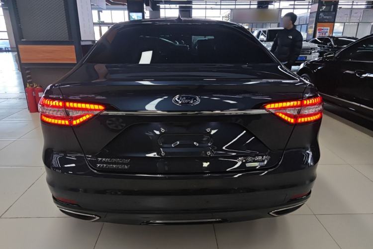 Used Ford Taurus 2019 EcoBoost 245 Premium Edition
