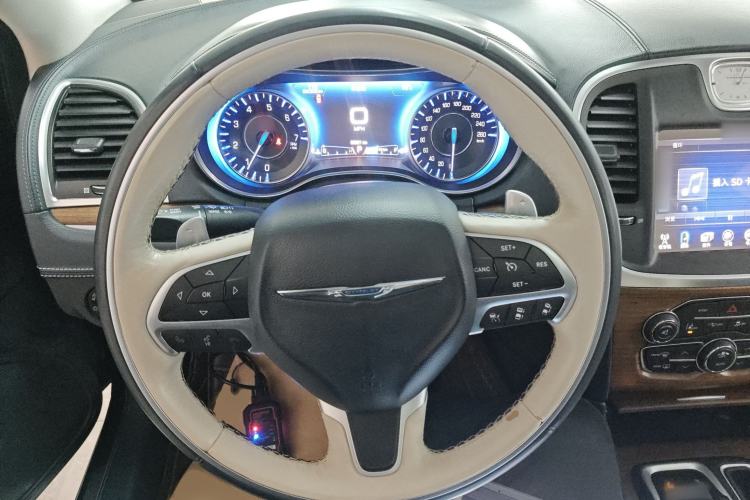 Used Chrysler 300C 2014 3.0L Excellence Edition