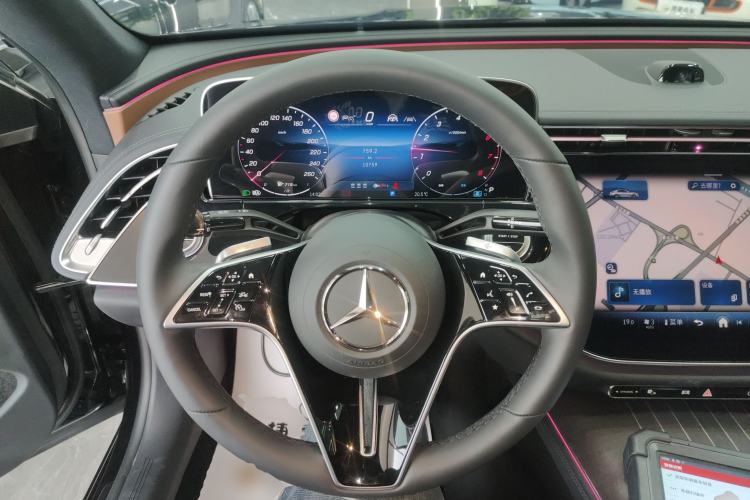 Used Mercedes-Benz E-Class 2025 Facelift E 300 L Luxury Edition Steering Wheel