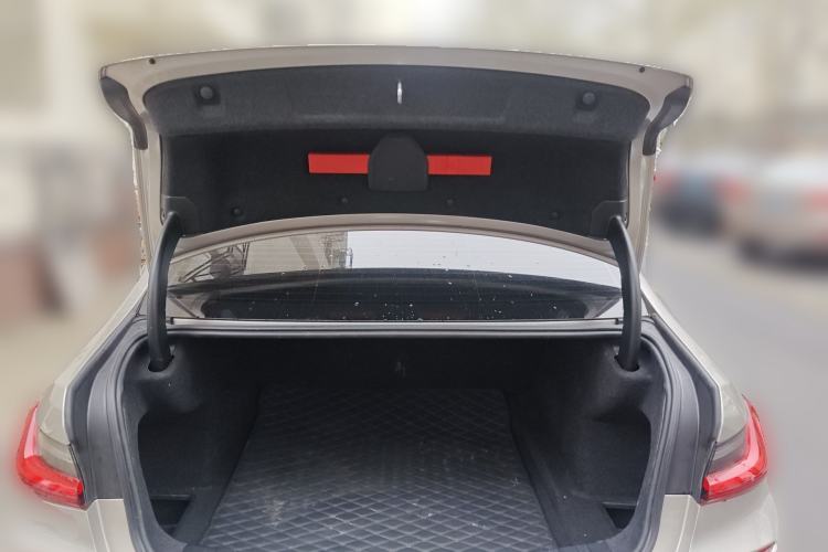 Used BMW 3 Series 2020 320Li M Sport Package Trunk