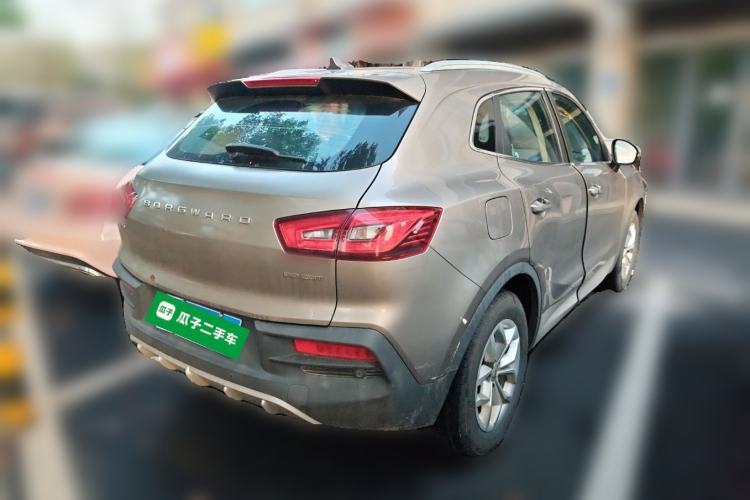 Used BORGWARD BX5 2017 20TGDI Automatic Two-Wheel Drive Pioneer Edition