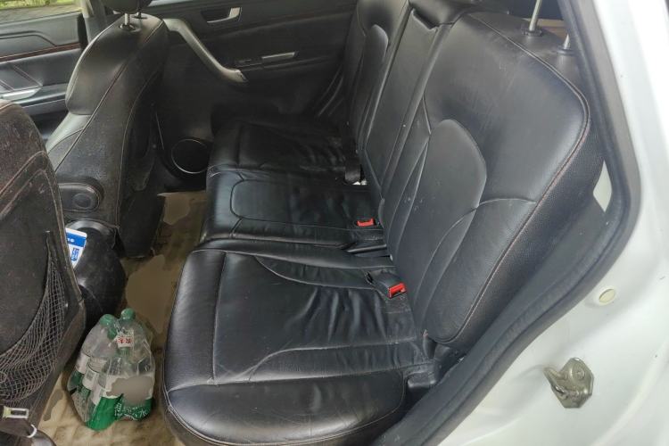 Used Haval H6 2013 Sport Edition 1.5T Manual Two-Wheel Drive Prestige Model Left Rear Seat