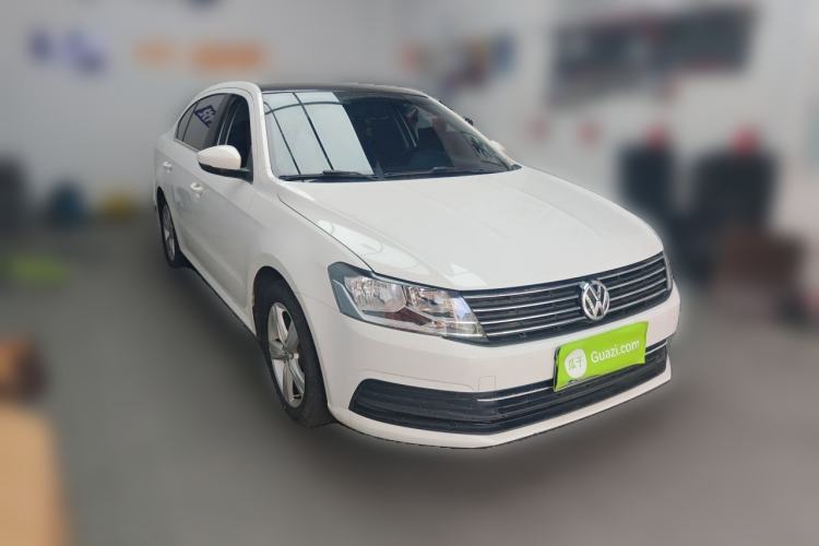 Used Volkswagen Lavida 2017 1.6L Manual Fashion Edition
