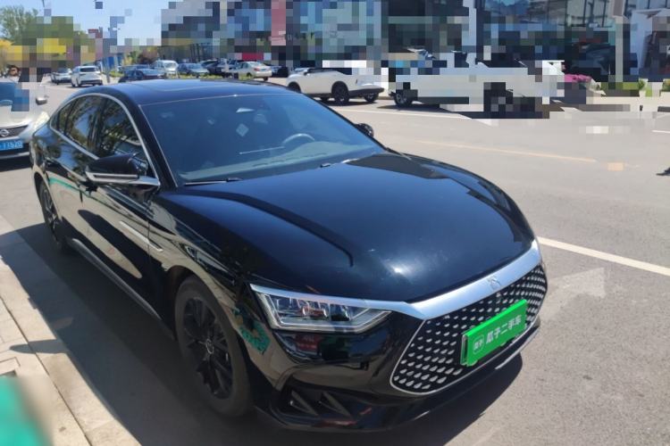 Used BYD Han 2024 DM-i Glory Edition 121KM Elite Model Exterior 2