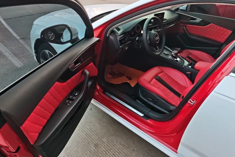 Used Audi A4L 2018 30th Anniversary Edition 40 TFSI Trendy Model