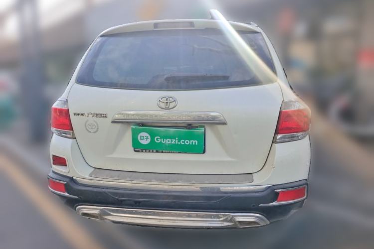 Used Toyota Highlander 2013 2.7L Two-Wheel Drive 5-Seater Purple Gold Edition Rear