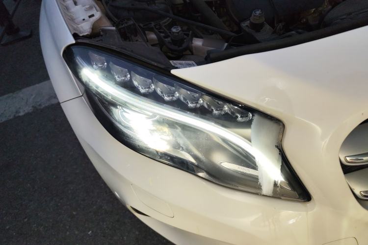 Used Mercedes-Benz GLA 2017 GLA 220 4MATIC Fashion Model
