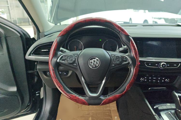 Used Buick Regal 2019 28T Luxury Edition China VI