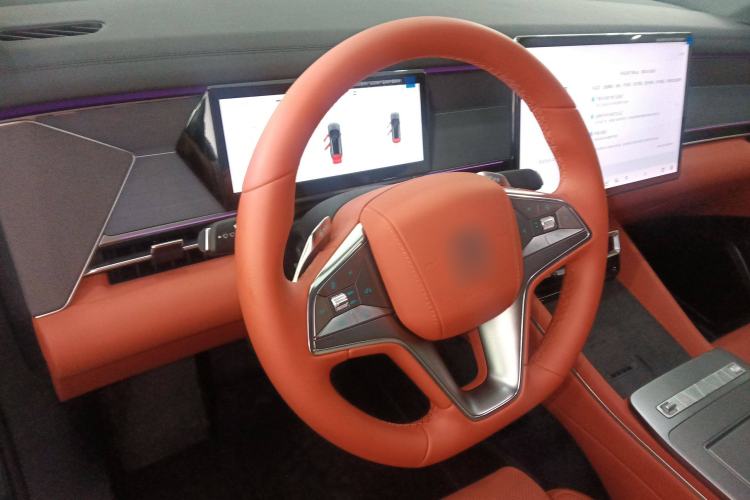 Used BYD Tang L 2025 DM 175KM Drone Player Edition