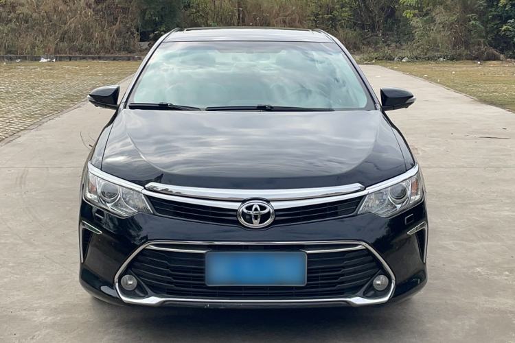 Used Toyota Camry 2016 2.5G 10th Anniversary Deluxe Navigation Edition Exterior 2